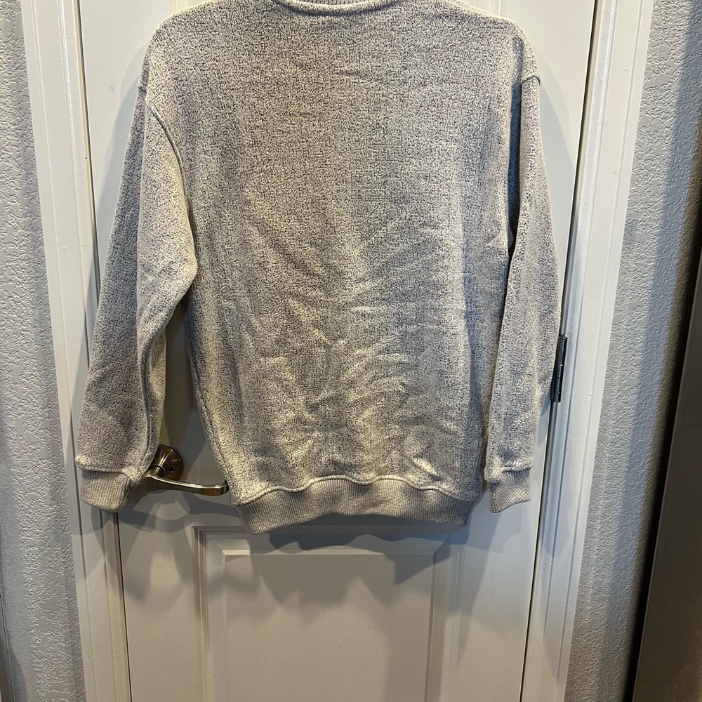 Sweatshirt - Picture 2 of 4